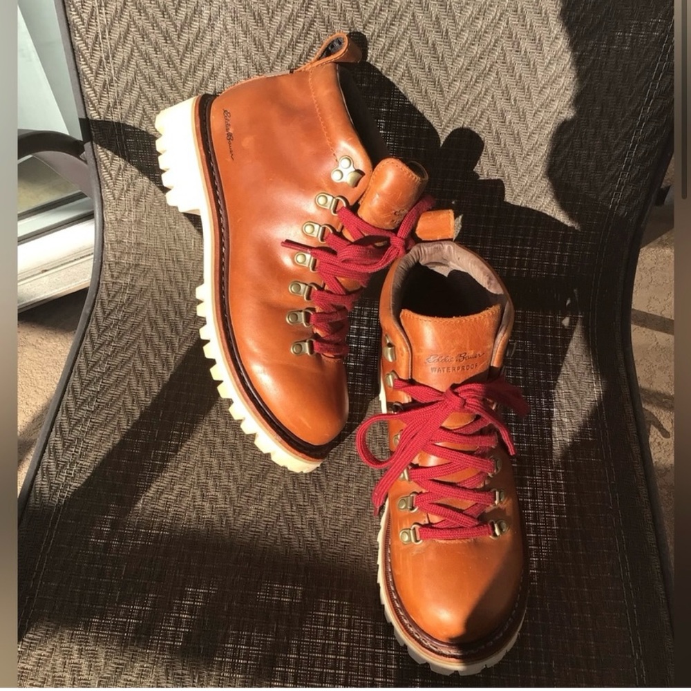 Eddie Bauer Women’s K-6 Tan Leather Hiking Boots